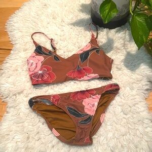 O’NEILL bikini top and bottoms size small s floral swim